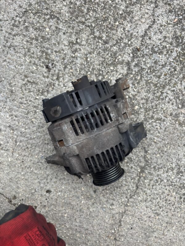 Alternador Clio sport 2 172 182 - Imagen 2