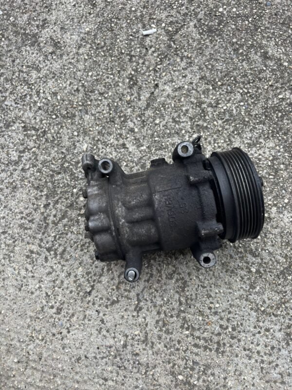 Compresor ac Clio sport 2 172 182