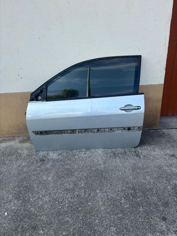 Megane 2 sport r26 f1 team puerta izquierda