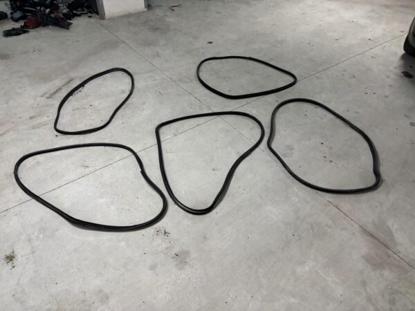 Mitsubishi lancer evo X 10 molduras gomas