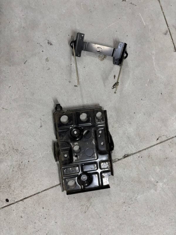 Soporte Bateria Mitsubishi lancer evo X 10 - Imagen 4