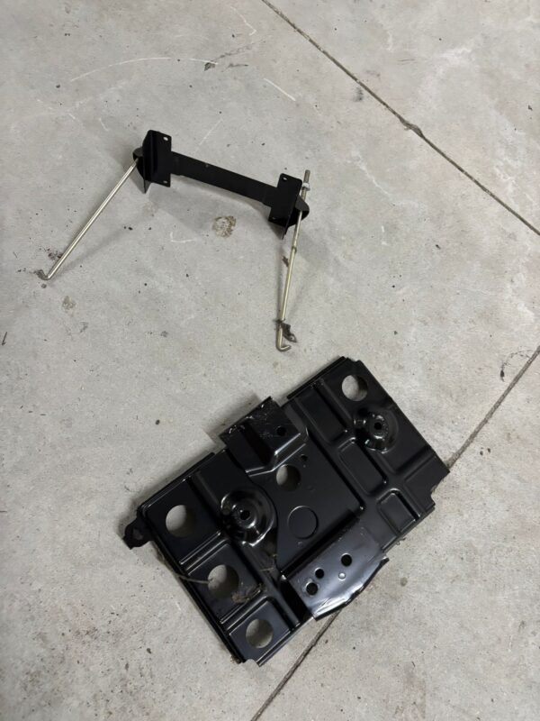 Soporte Bateria Mitsubishi lancer evo X 10