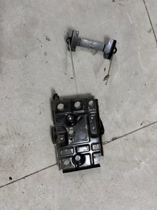 Soporte Bateria Mitsubishi lancer evo X 10 - Imagen 3