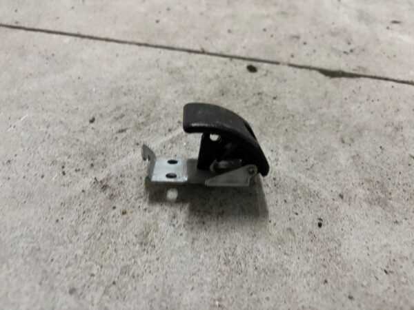 Mitsubishi lancer evo X 10 tirador capo - Imagen 2