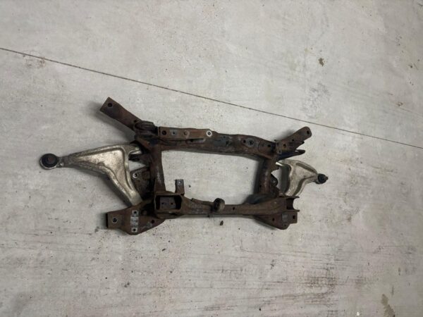 Mitsubishi lancer evo X 10 cuna trasera con brazos - Imagen 4