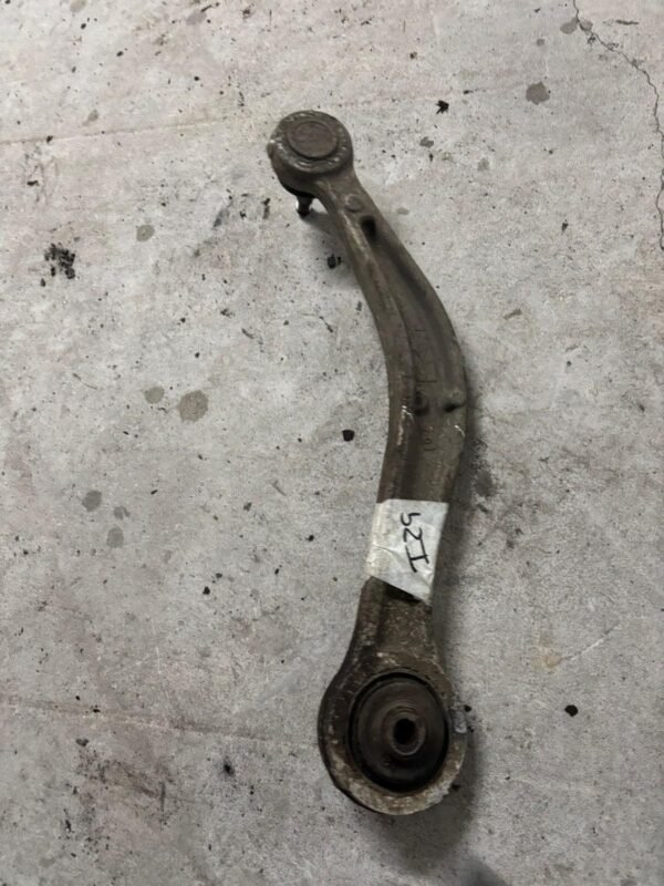 Mitsubishi lancer evo x 10 brazo trasero 4125A037