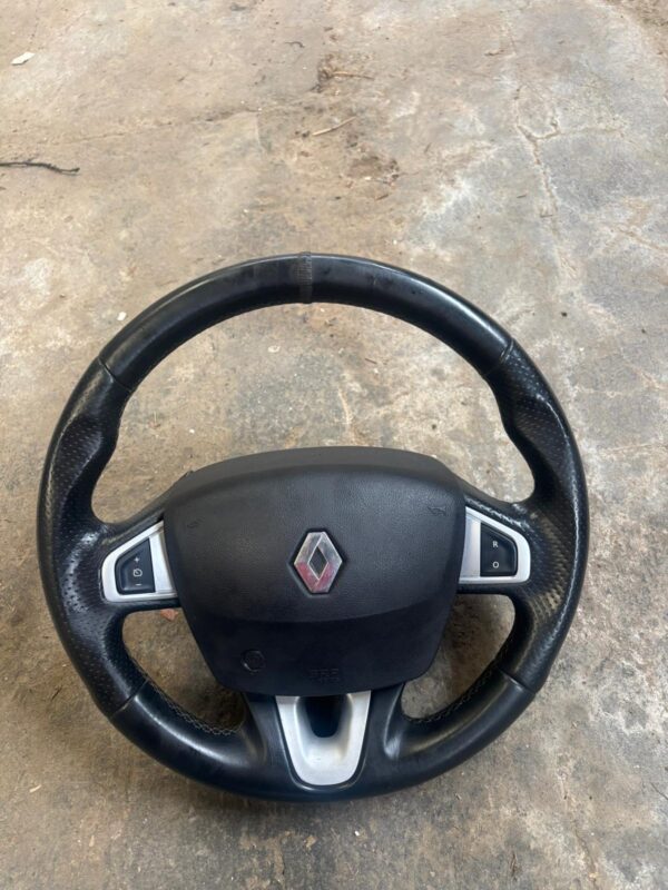Megane 3 rs 250 265 275 volante - Imagen 4