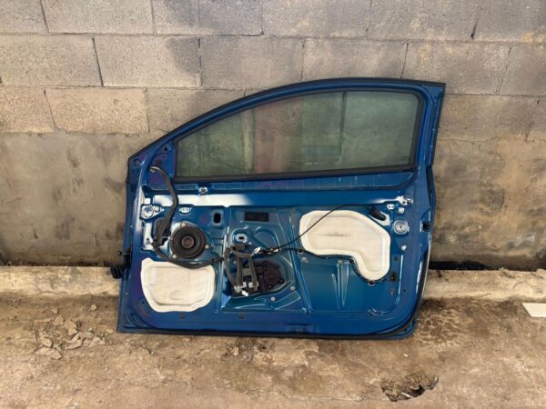 Puerta derecha Megane 3 rs cup 250 265 275 - Imagen 4