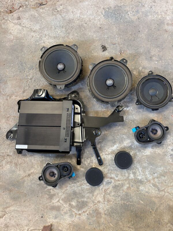BMW m3 e46 equipo de sonido harman kardon