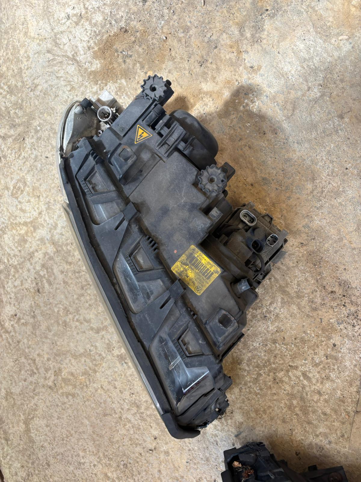 BMW m3 e46 faros xenon completos originales - Imagen 6