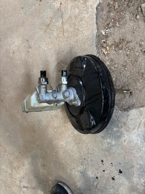 BMW m3 e46 bomba de freno + servo - Imagen 3