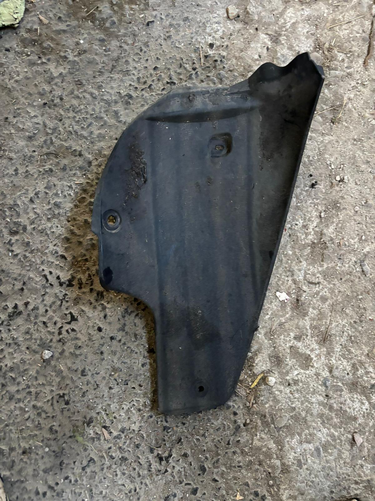 BMW m3 e46 pase de rueda trasero izquierdo