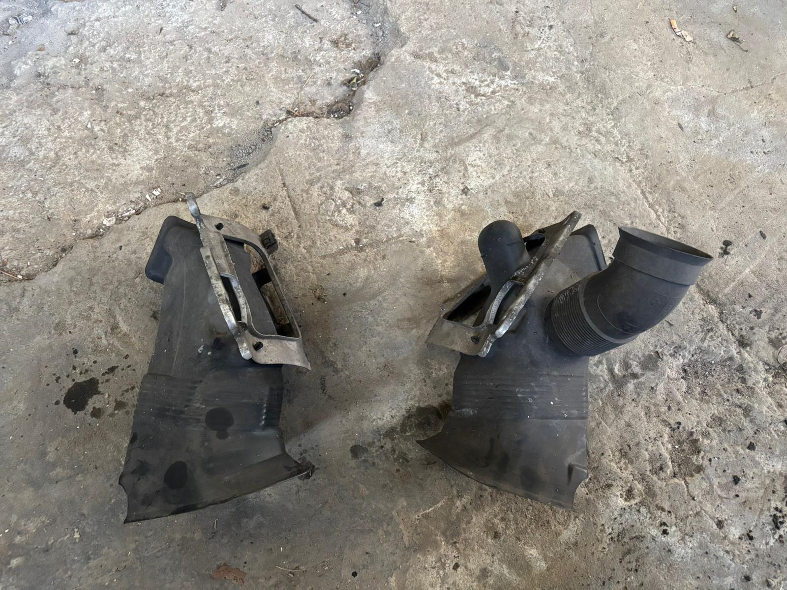 BMW m3 e46 canalizadores de aire defensa frenos