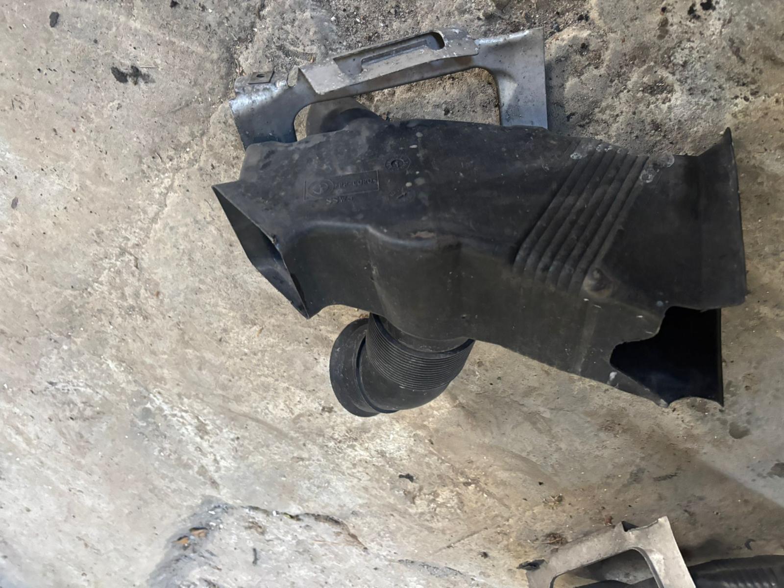 BMW m3 e46 canalizadores de aire defensa frenos - Imagen 4