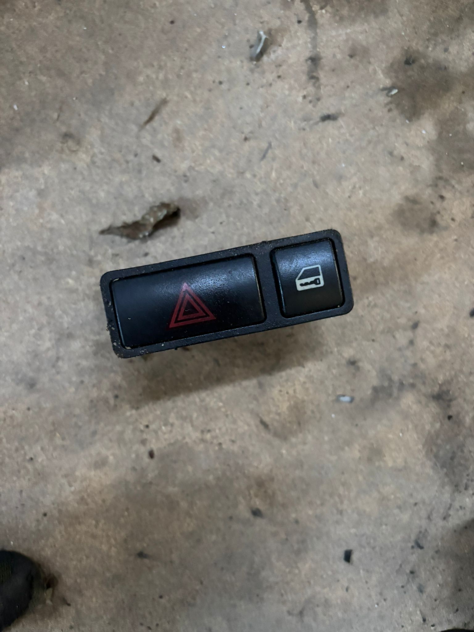 BMW m3 e46 boton warning 4 intermitentes