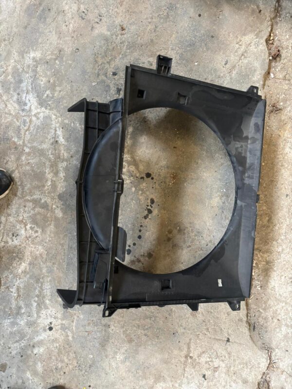 BMW m3 e46 plastico electroventilador radiadores - Imagen 3