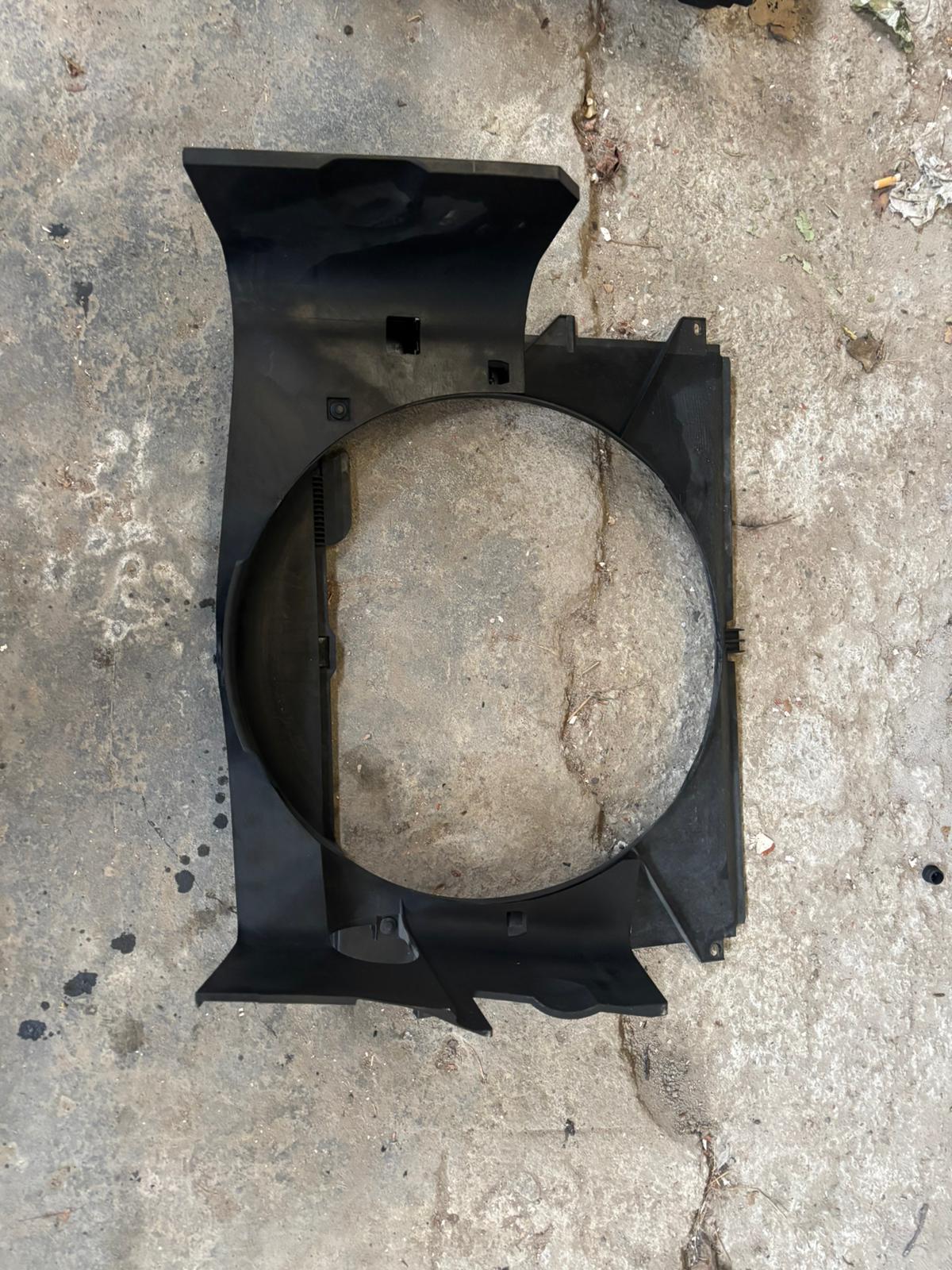 BMW m3 e46 plastico electroventilador radiadores - Imagen 4