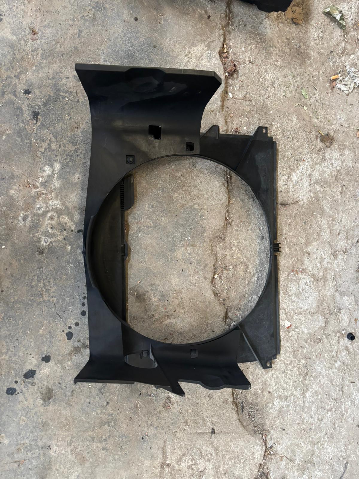 BMW m3 e46 plastico electroventilador radiadores - Imagen 5