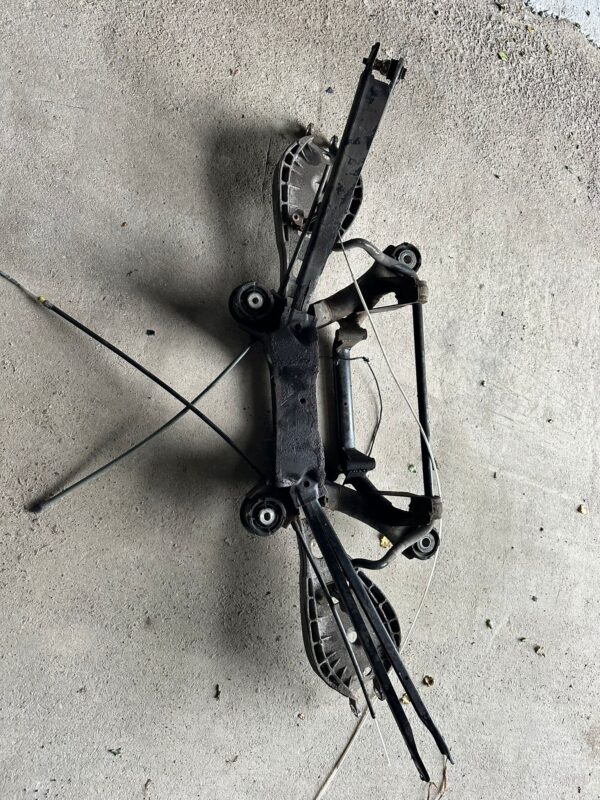 BMW m3 e46 puente subchasis cuna trasera - Imagen 8