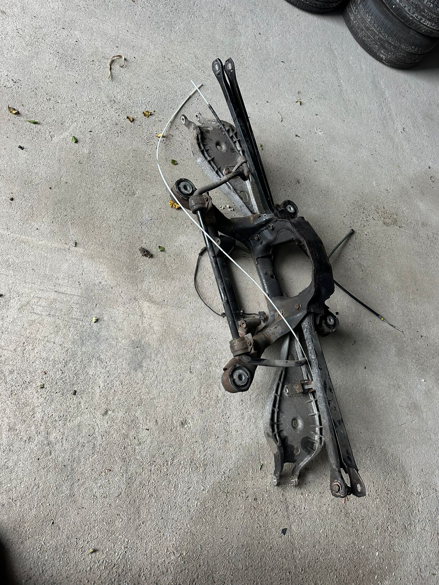 BMW m3 e46 puente subchasis cuna trasera - Imagen 3