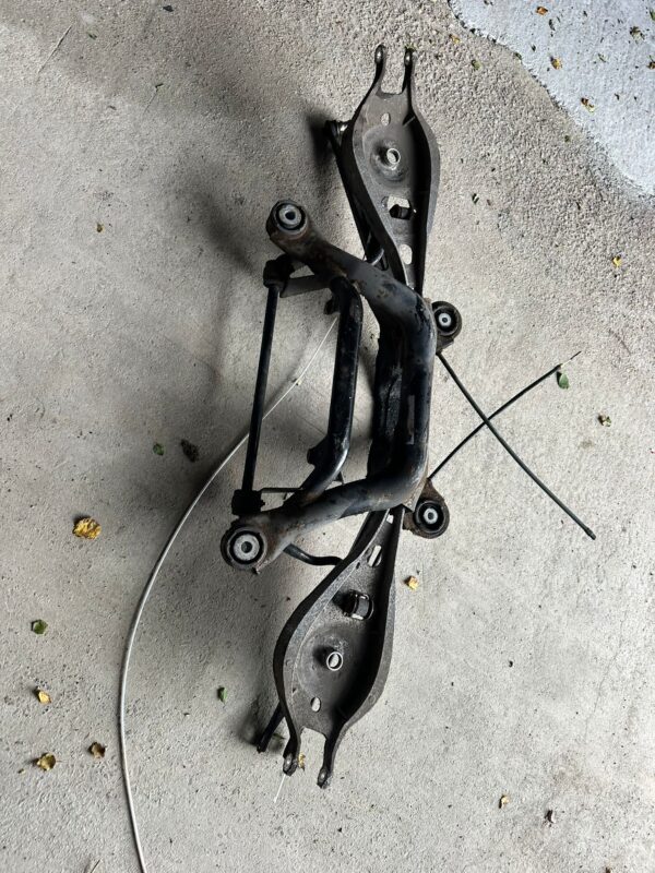 BMW m3 e46 puente subchasis cuna trasera - Imagen 4