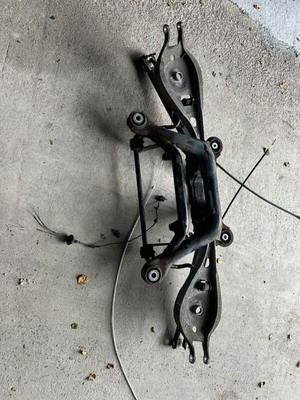 BMW m3 e46 puente subchasis cuna trasera - Imagen 7