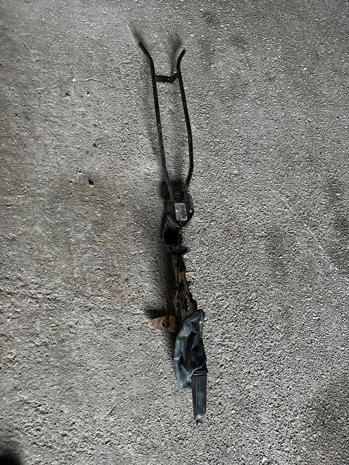 Bmw m3 e92 kit de freno de mano LHD - Imagen 2