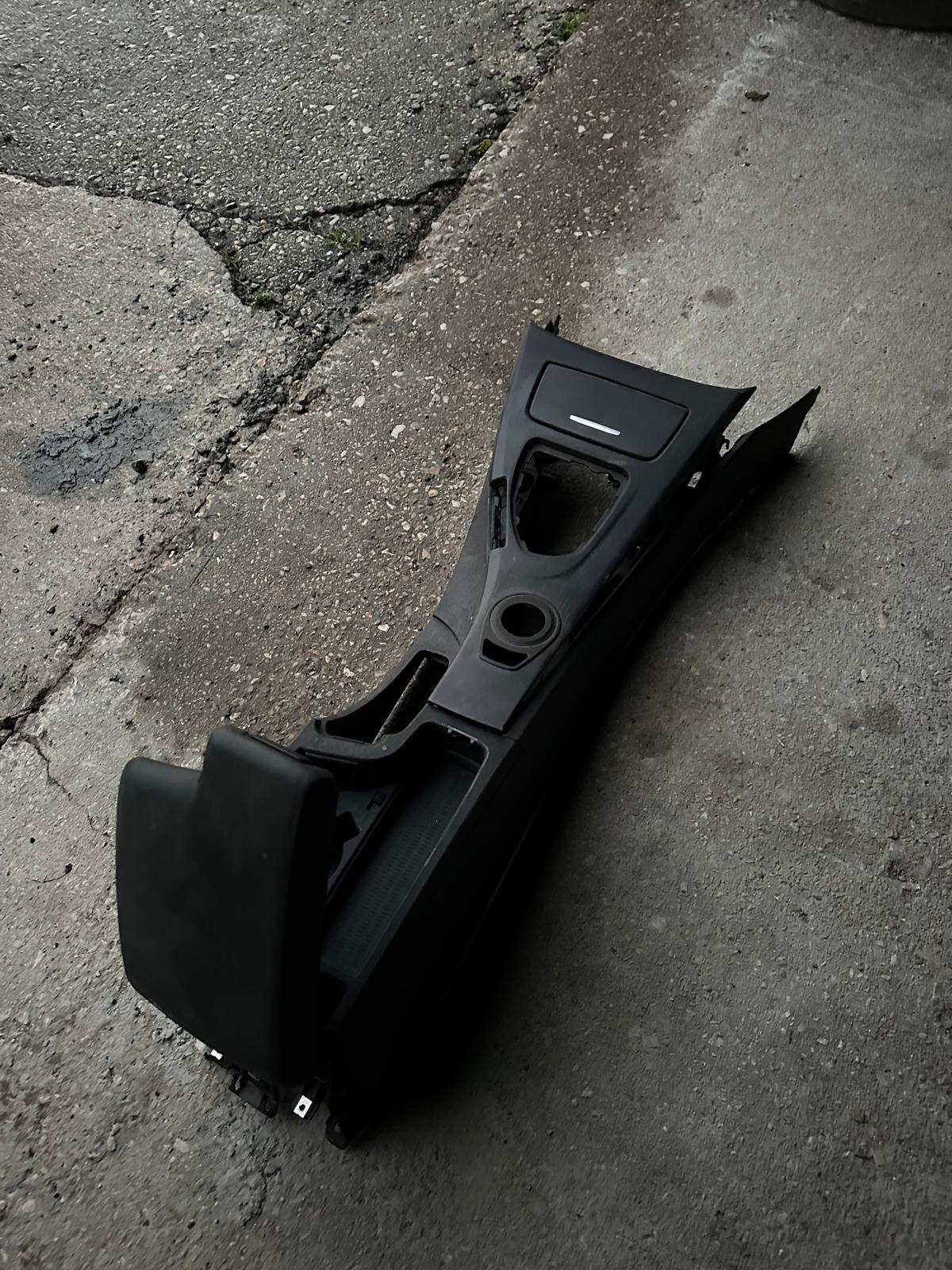 Bmw m3 e92 consola LHD manual