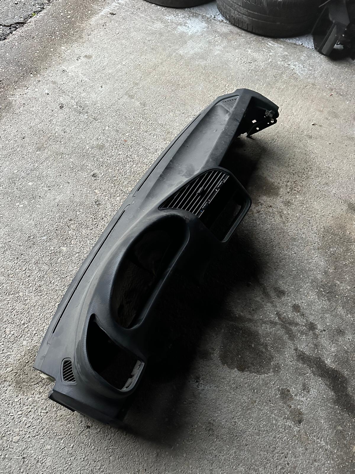 BMW m3 e36 321 salpicadero nacional sin airbag