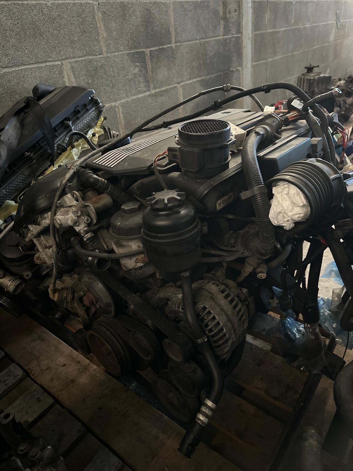 Motor BMW m54b30 230.000 km - Imagen 4