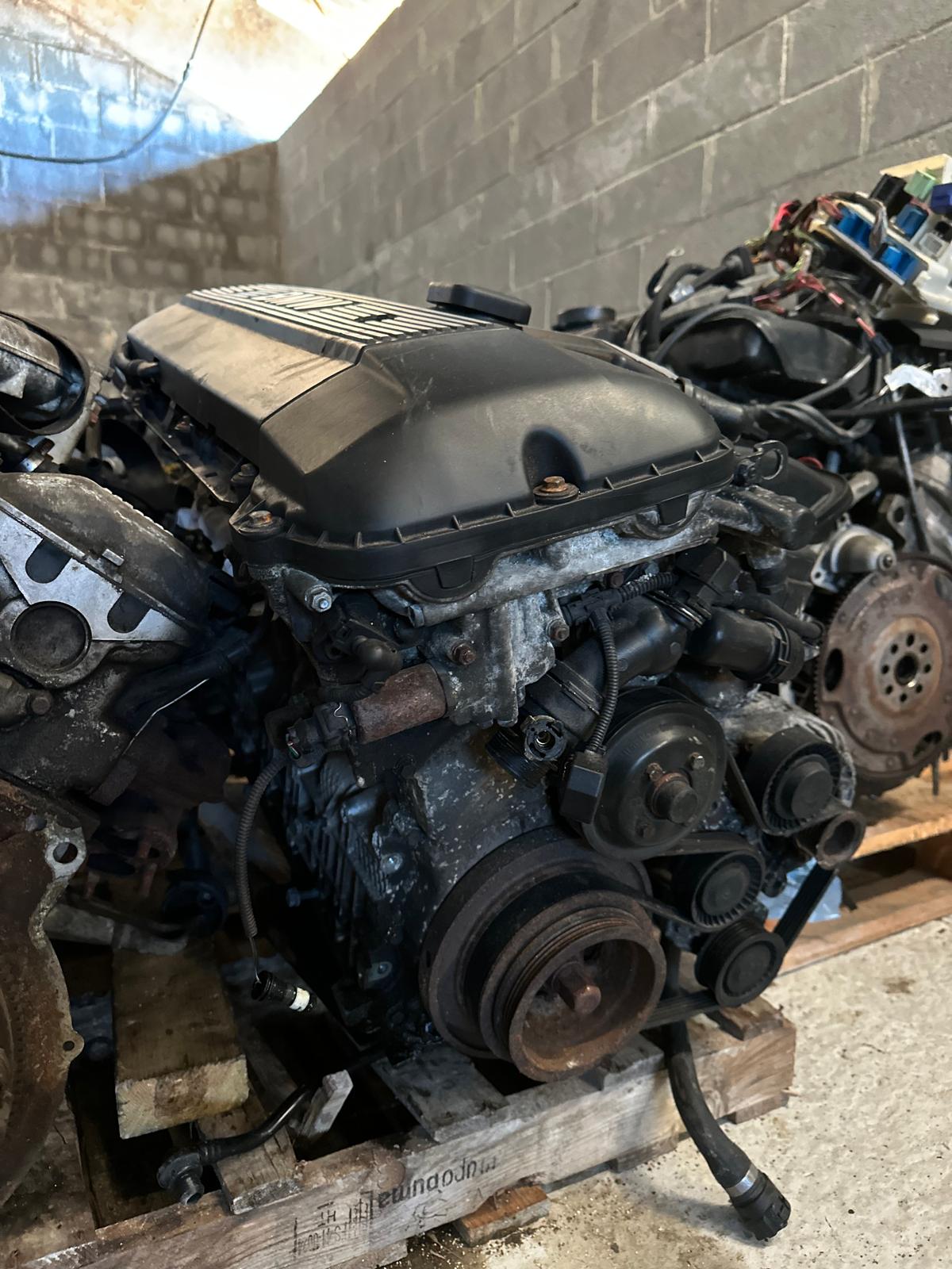 Motor BMW m54b30 de BMW z4 - Imagen 3