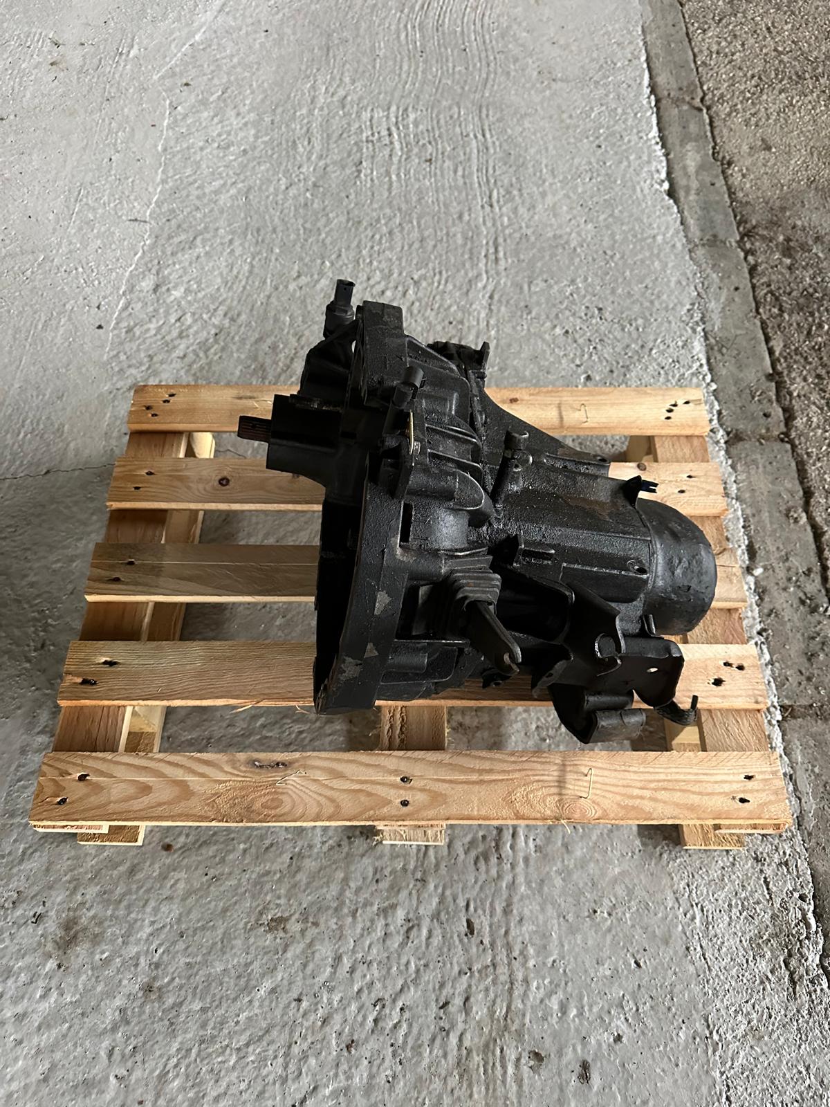 Renault Clio sport 172 182 caja de cambios JC5 129 - Imagen 5