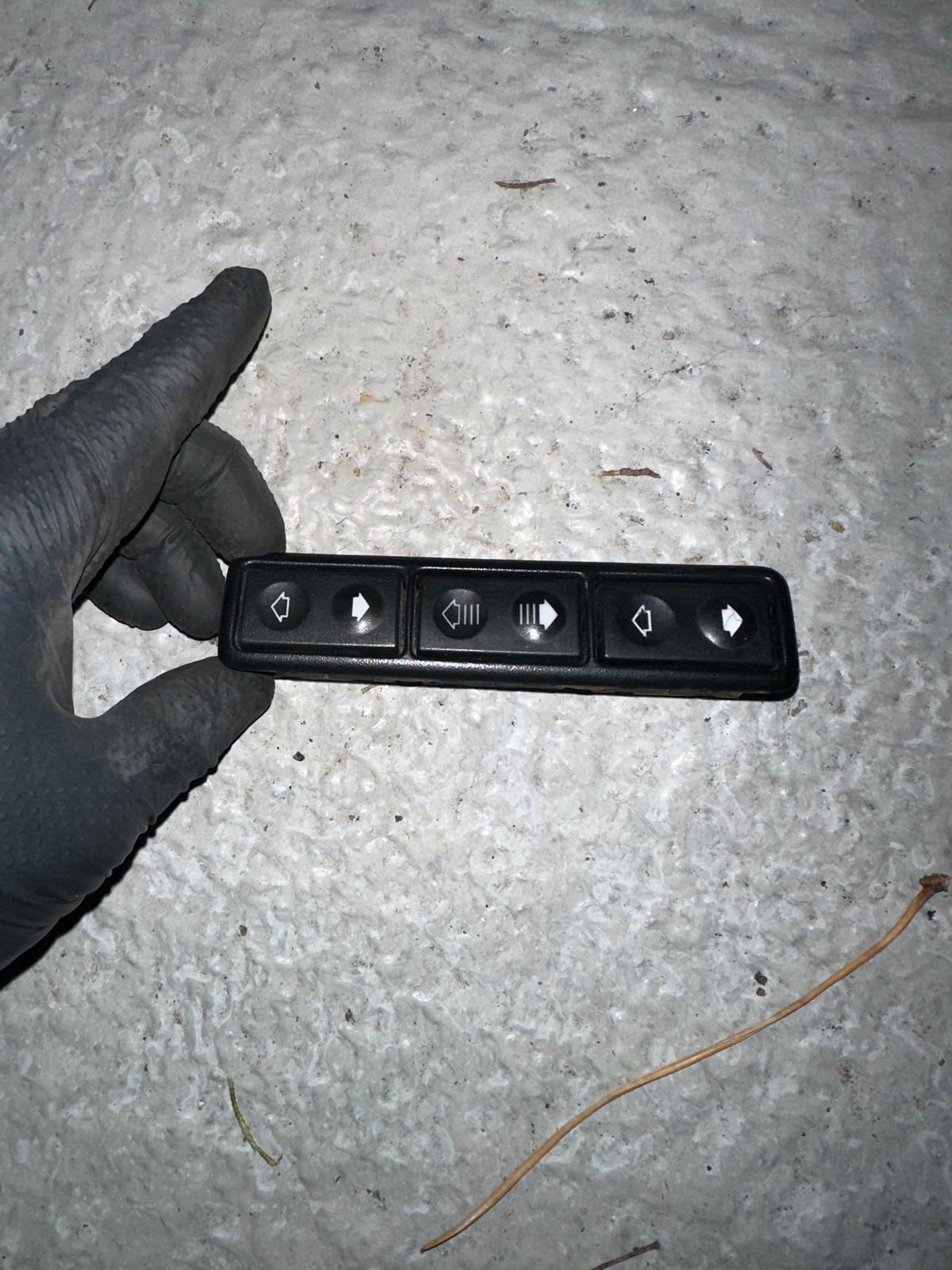 Boton elevalunas BMW m3 e36 321