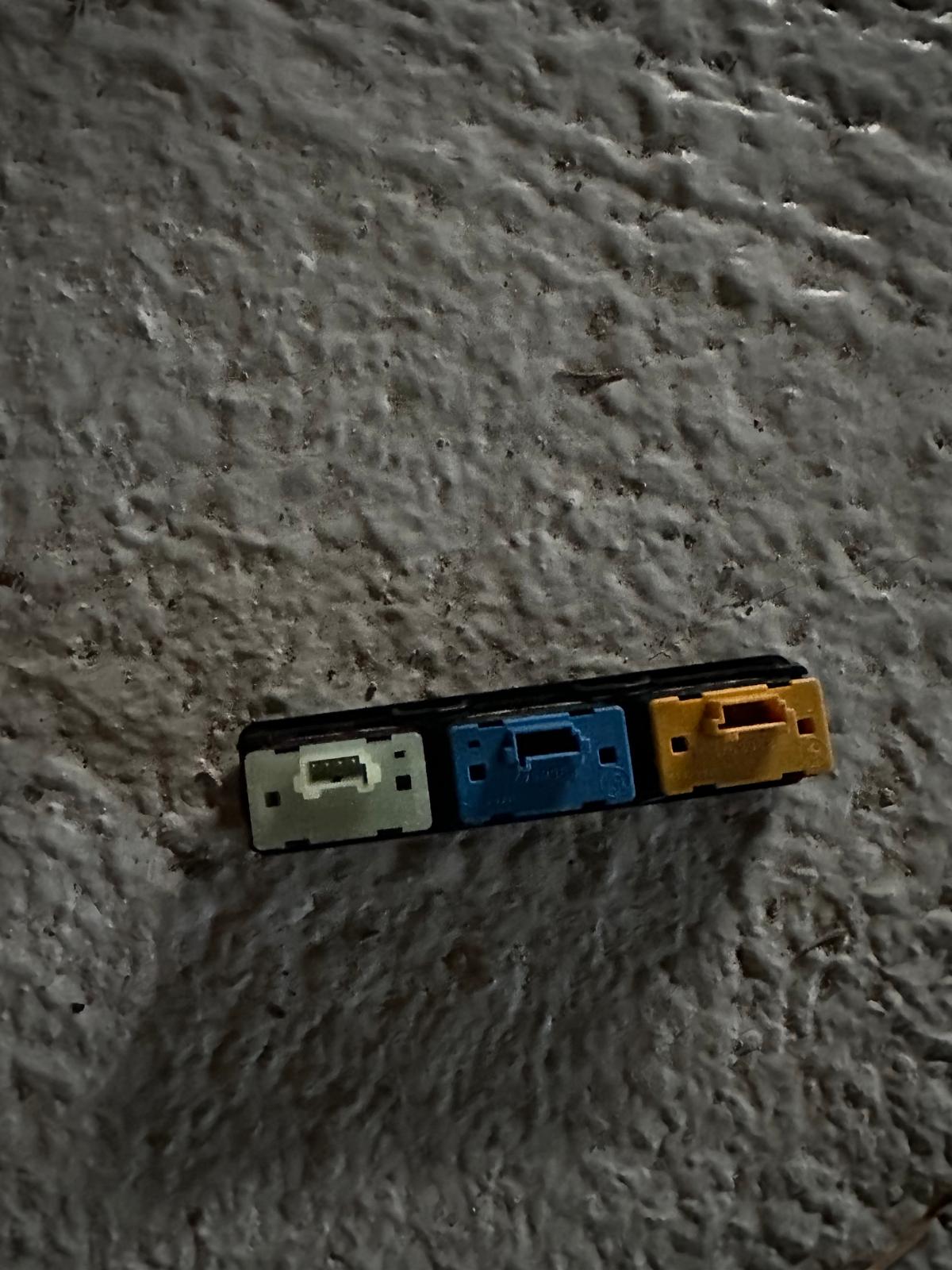 Boton elevalunas BMW m3 e36 321 - Imagen 2