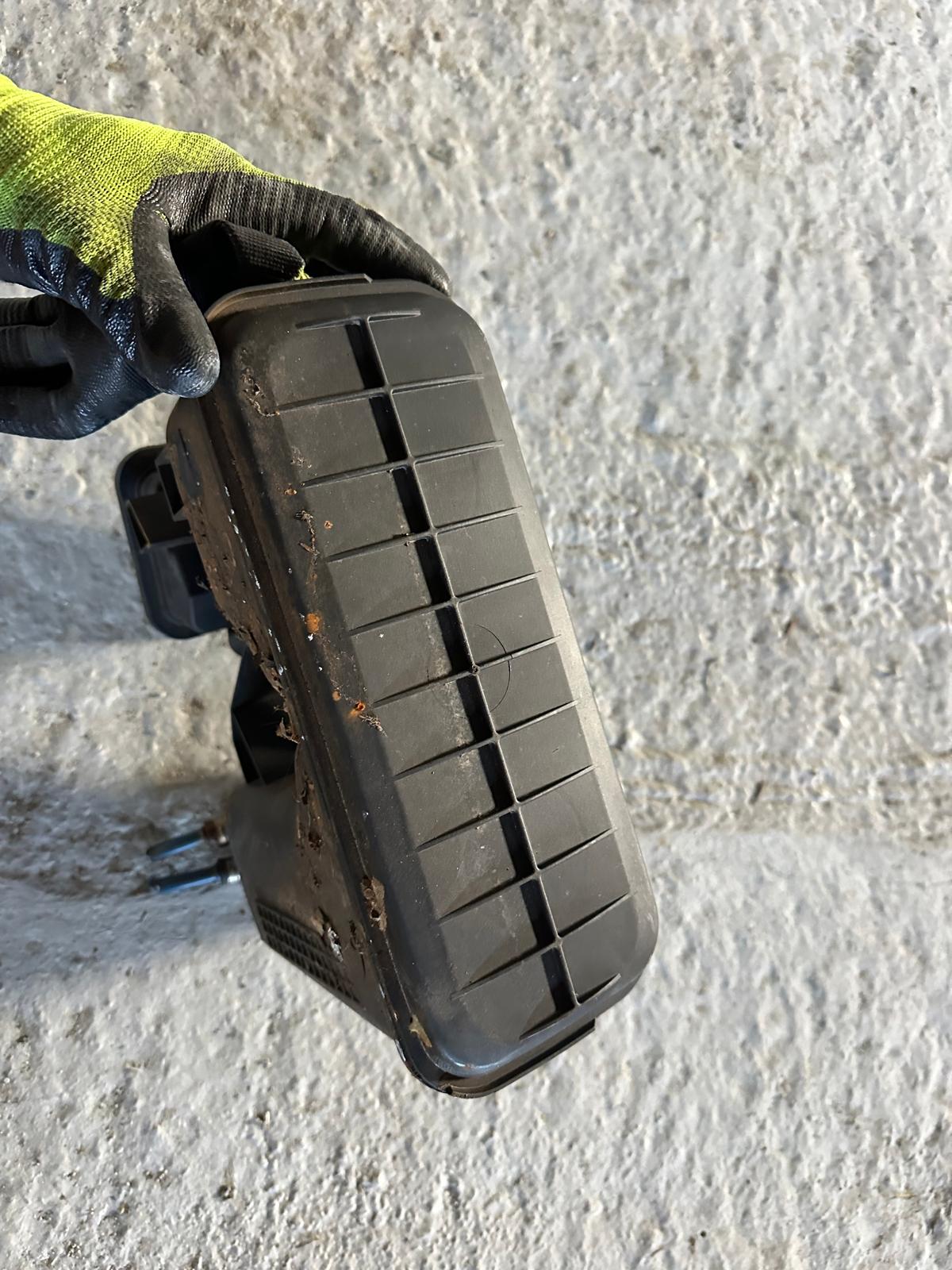 BMW m3 e36 321 filtro carbon activo gasolina - Imagen 4