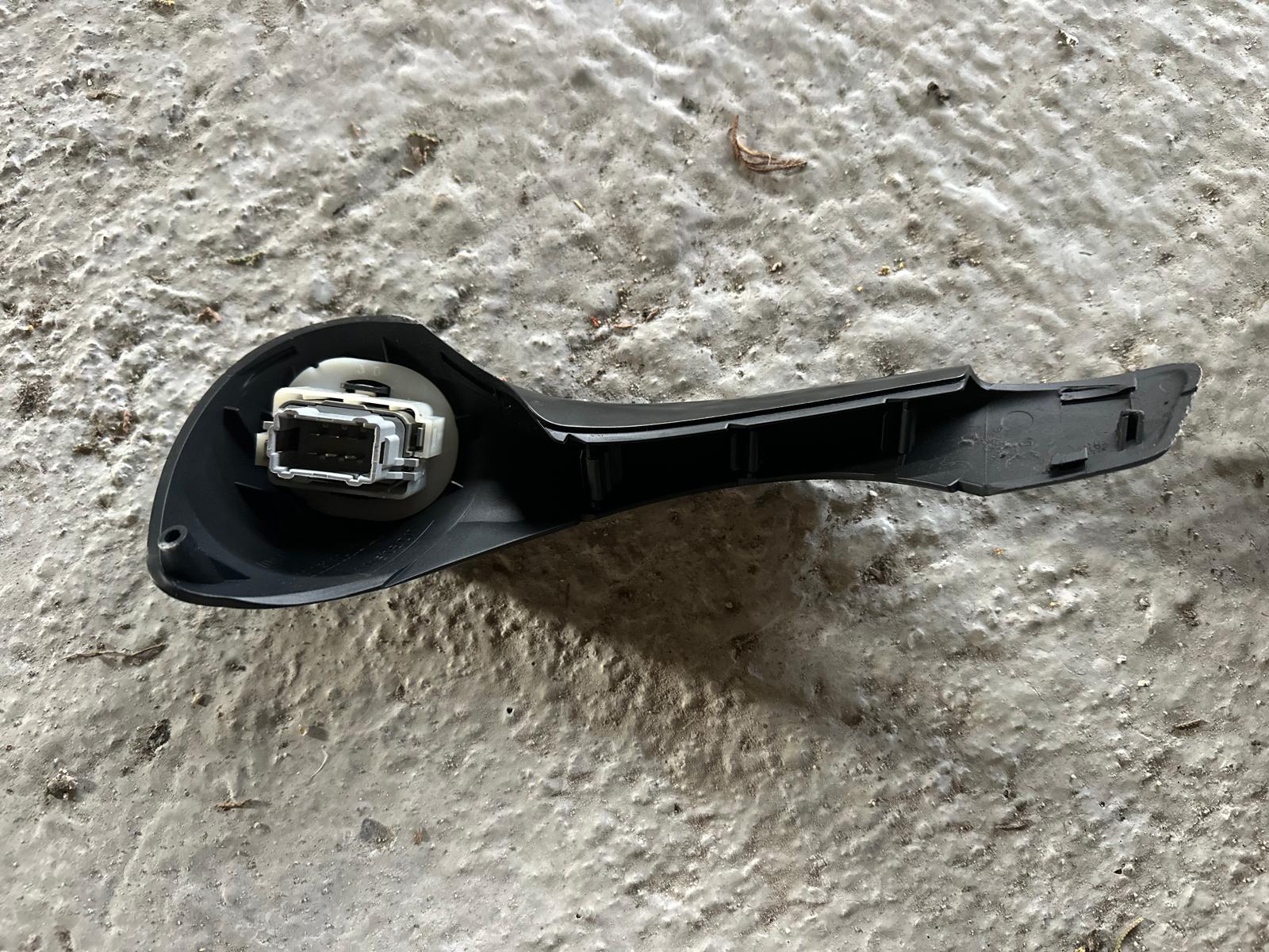 Clio sport 3 197 200 203 boton elevalunas copiloto - Imagen 2