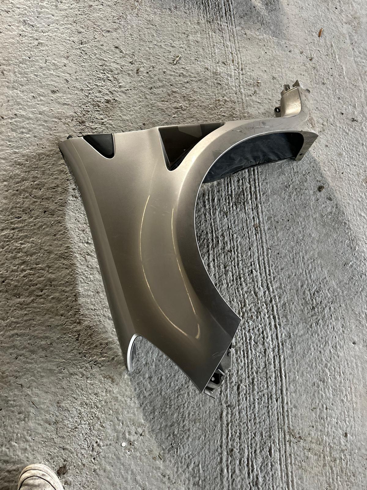 Clio sport 3 197 200 203 aleta izquierda - Imagen 4