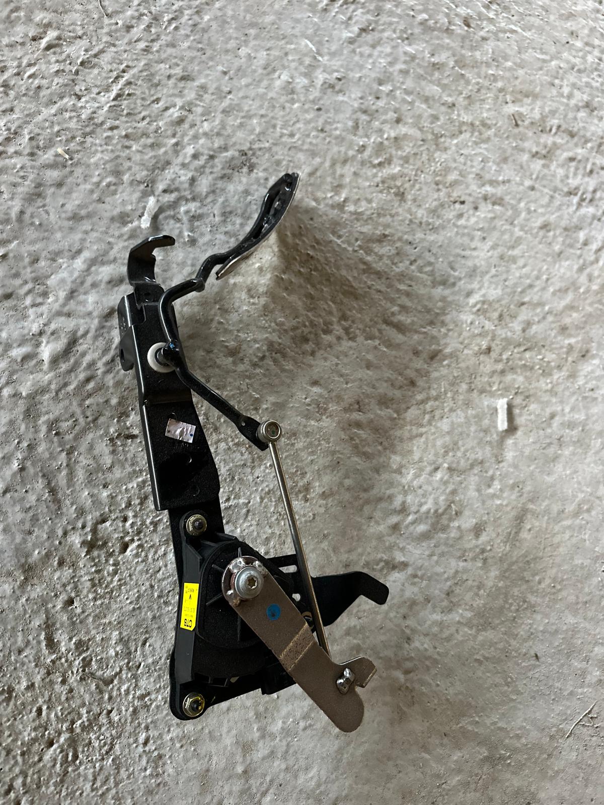 Megane sport r26 225 230 cv pedal acelerador - Imagen 2