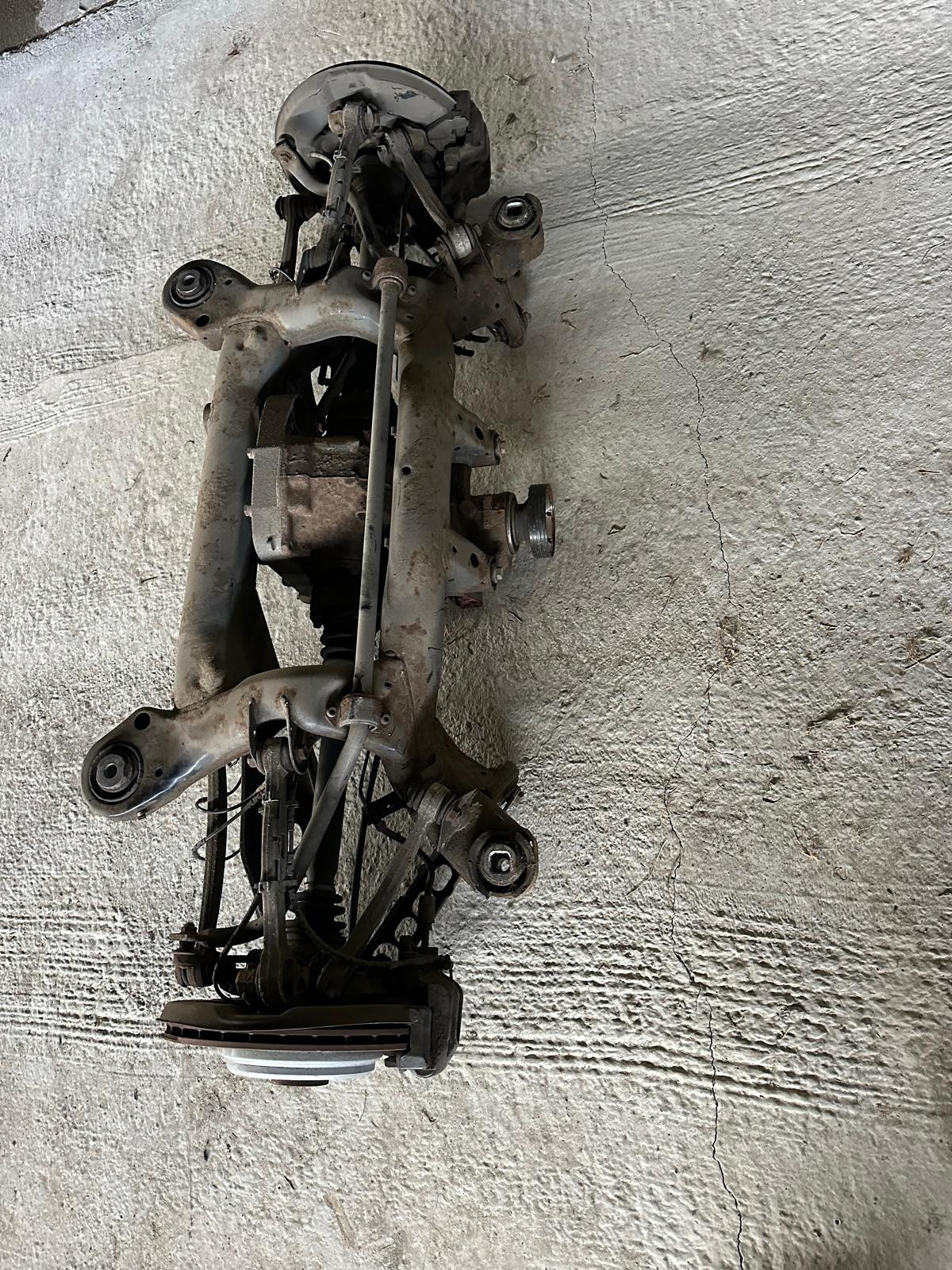 BMW m3 e92 puente eje trasero - Imagen 4