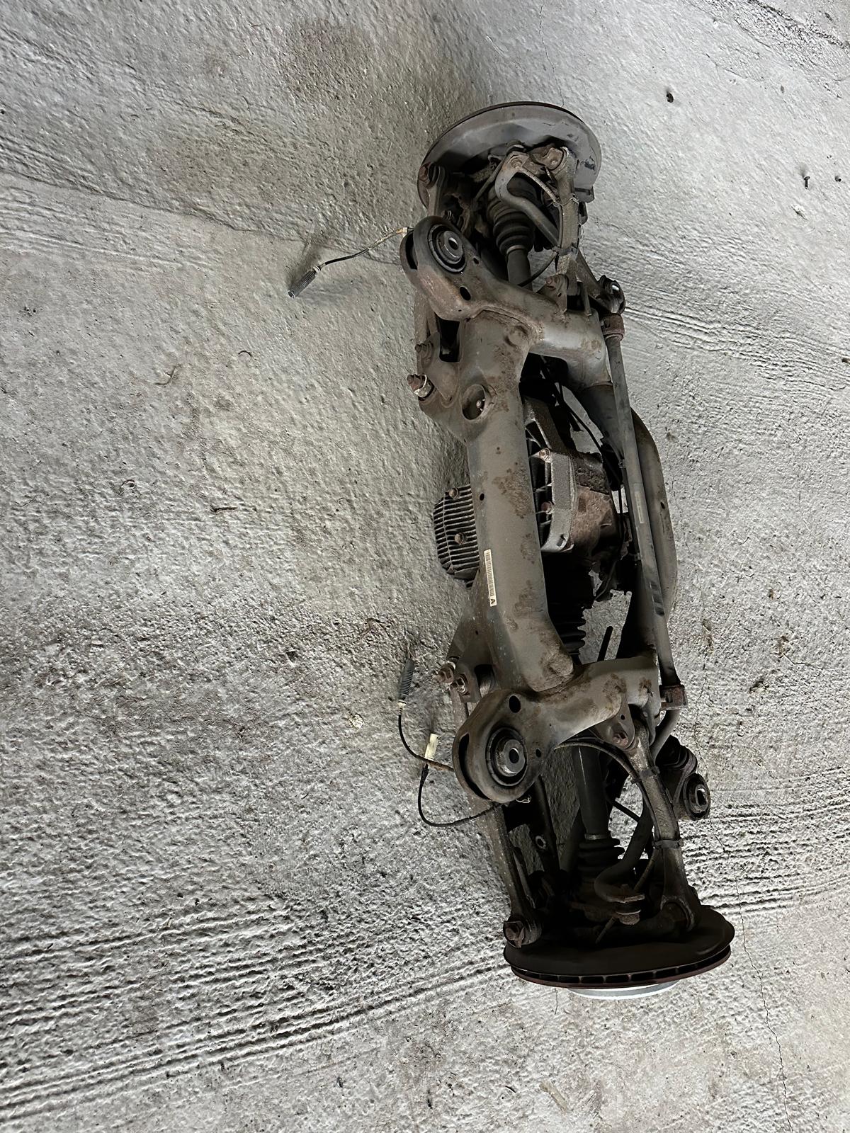 BMW m3 e92 puente eje trasero - Imagen 5