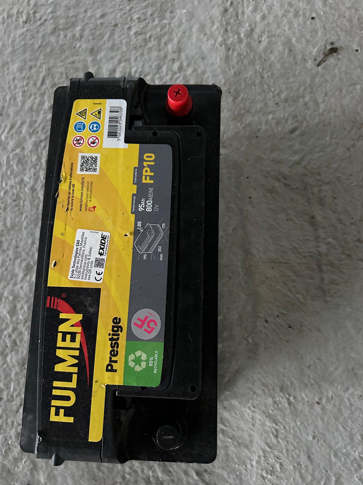 Bateria fulmen 12v 800 amperios 95ah NUEVA - Imagen 2