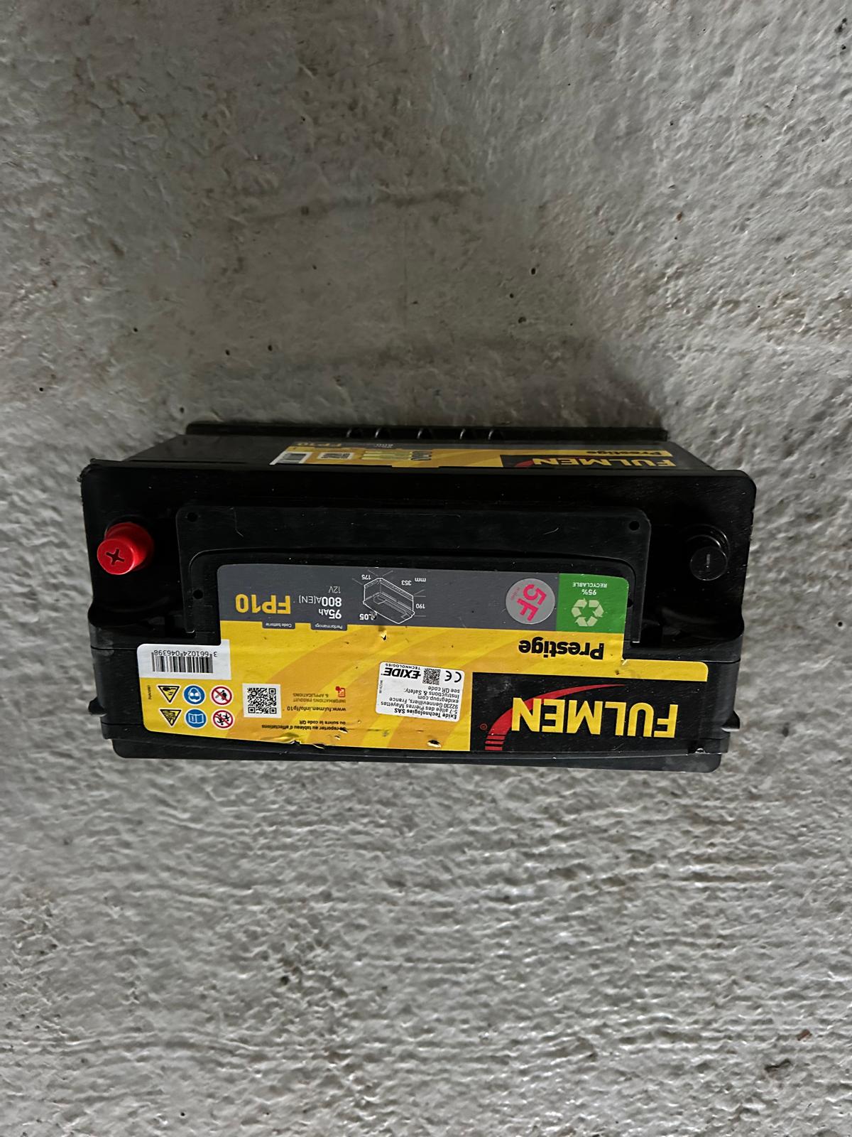 Bateria fulmen 12v 800 amperios 95ah NUEVA - Imagen 3