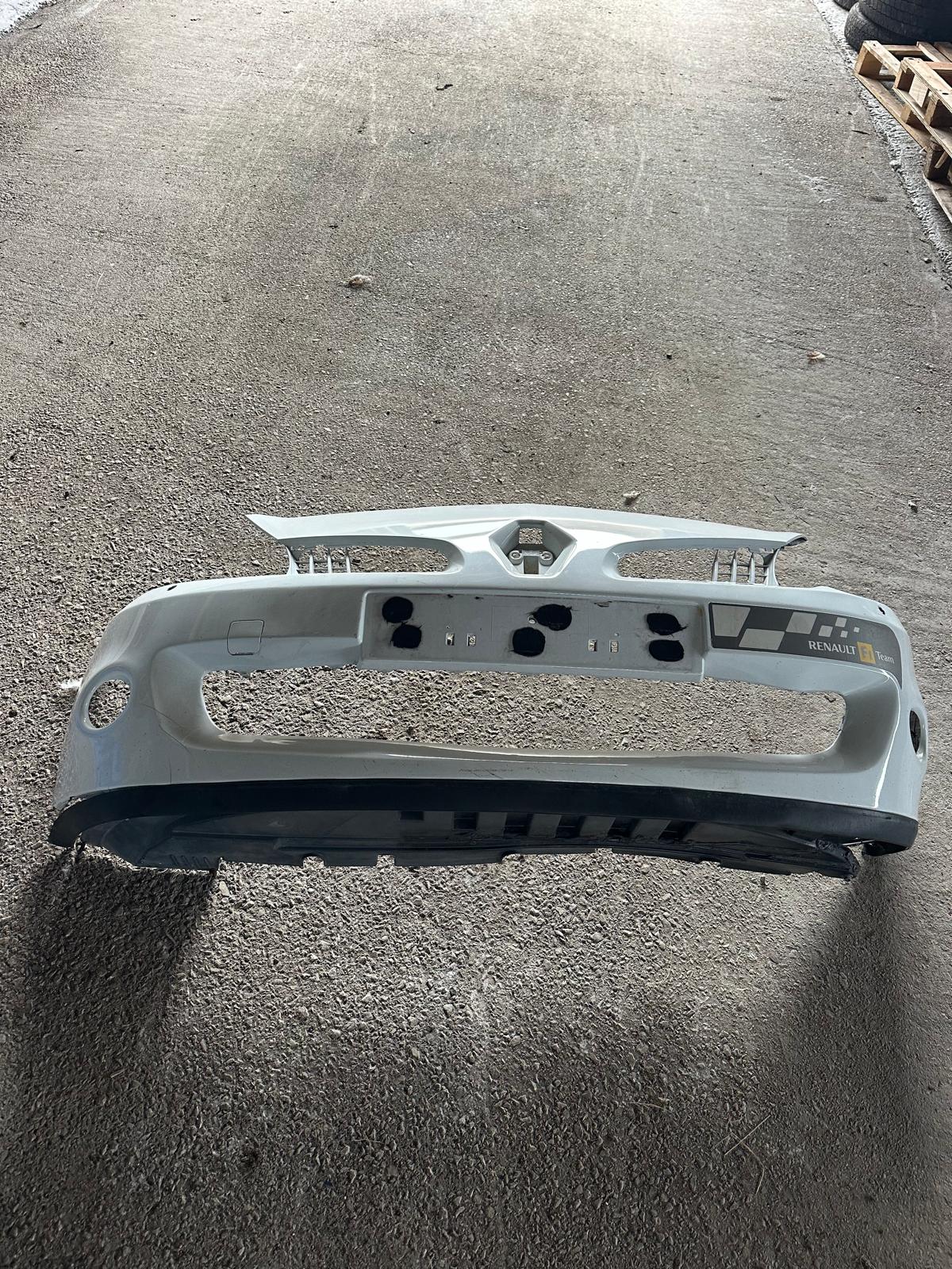 Defensa delantera clio sport f1 r27